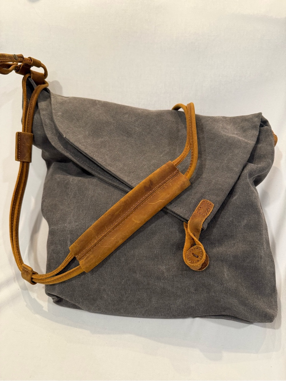 Casual Gray Canvas Shoulder Bag with Tan Leather Trim